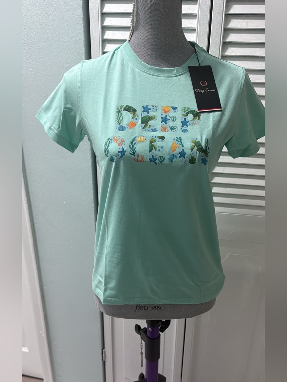 Mint Green Graphic Short-Sleeve Tee